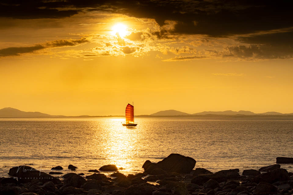 Nando zeilboot zonsondergang Nando zeilboot zonsondergang