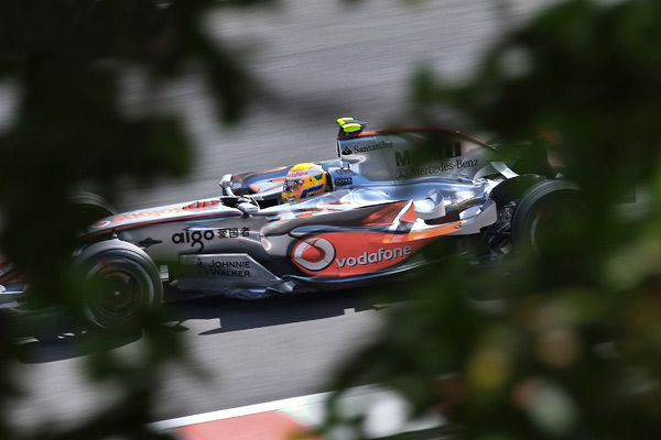 Formule 1 vanuit een boom Formule 1 vanuit een boom
