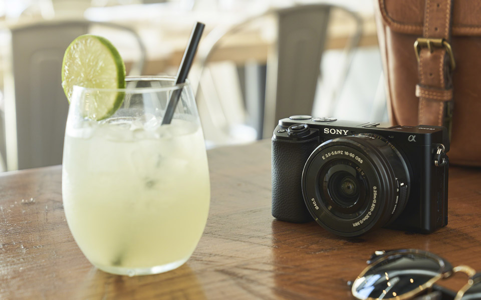 Sony A6100 Sony A6100