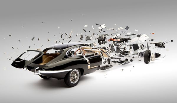 Disintegrating Jaguar Disintegrating 03 lr Lres