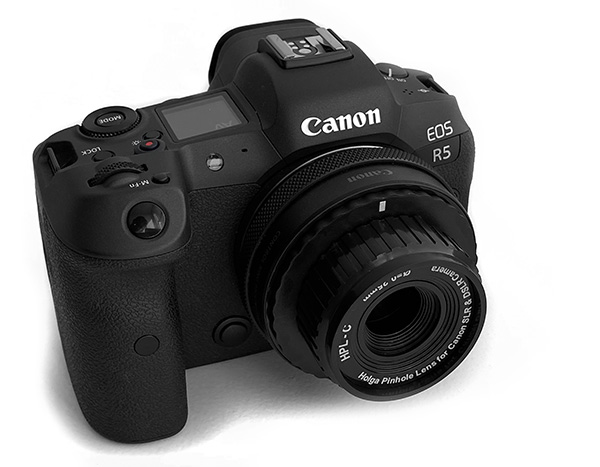Canon R5 met Holga pinhole lens Canon r5 holga pinhole