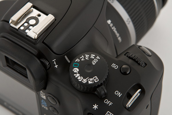 Speciale ISO knop op de Canon 1000D