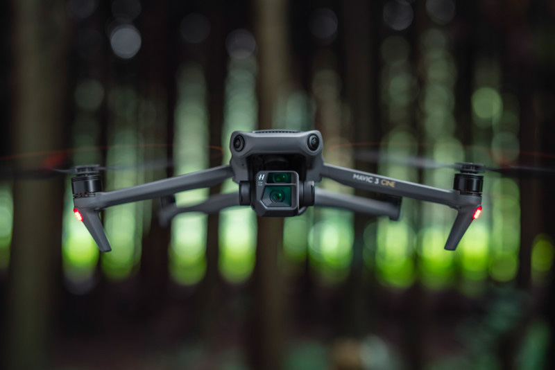 DJI Mavic 3 Cine DJI Mavic 3 Cine