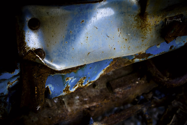 Detail van een roestige Griekse auto