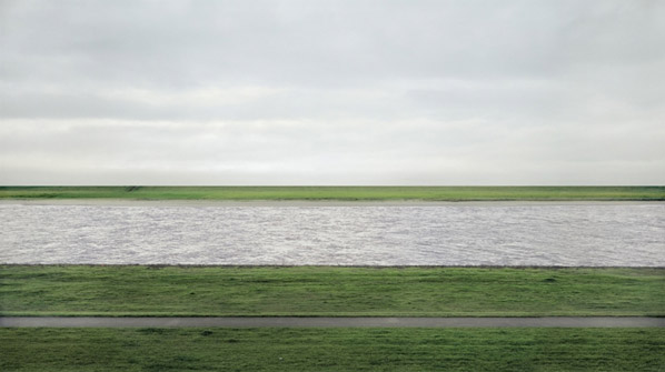 Andreas Gursky - Rhein II Andreas Gursky - Rhein II