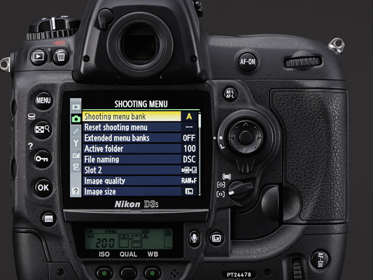 Nikon D3s achterkant