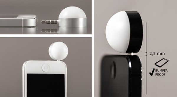 Lumu on smartphone Lumu on smartphone
