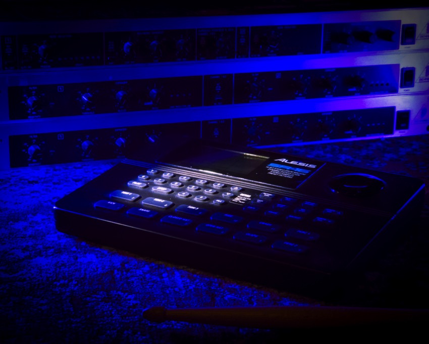 Alesis SR16 Alesis SR16
