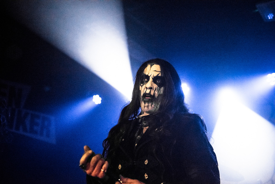 Carach Angren in poppodium Oefenbunker gemaakt door professioneel fotograaf Limburg Fabian Viester