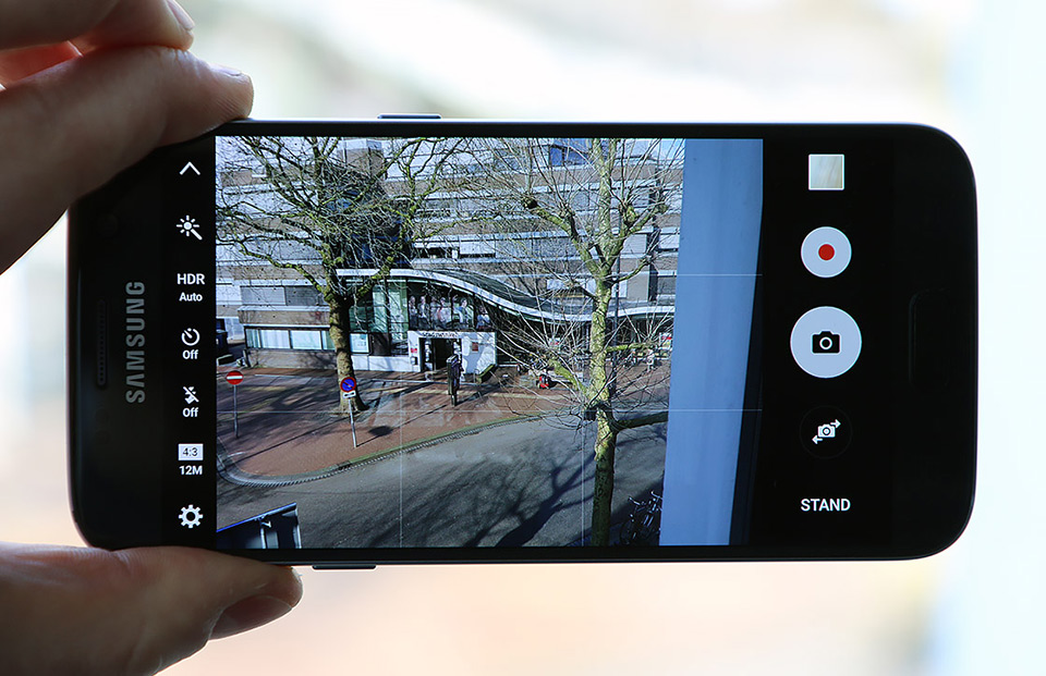 Samsung Galaxy S7 Samsung Galaxy S7