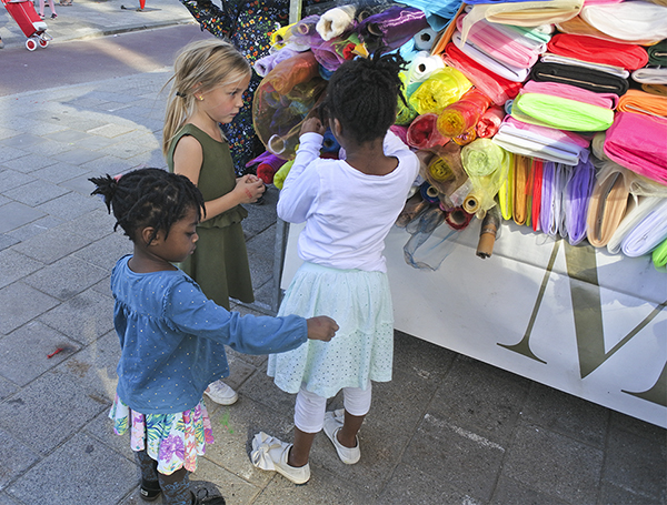 Kinderen op de markt