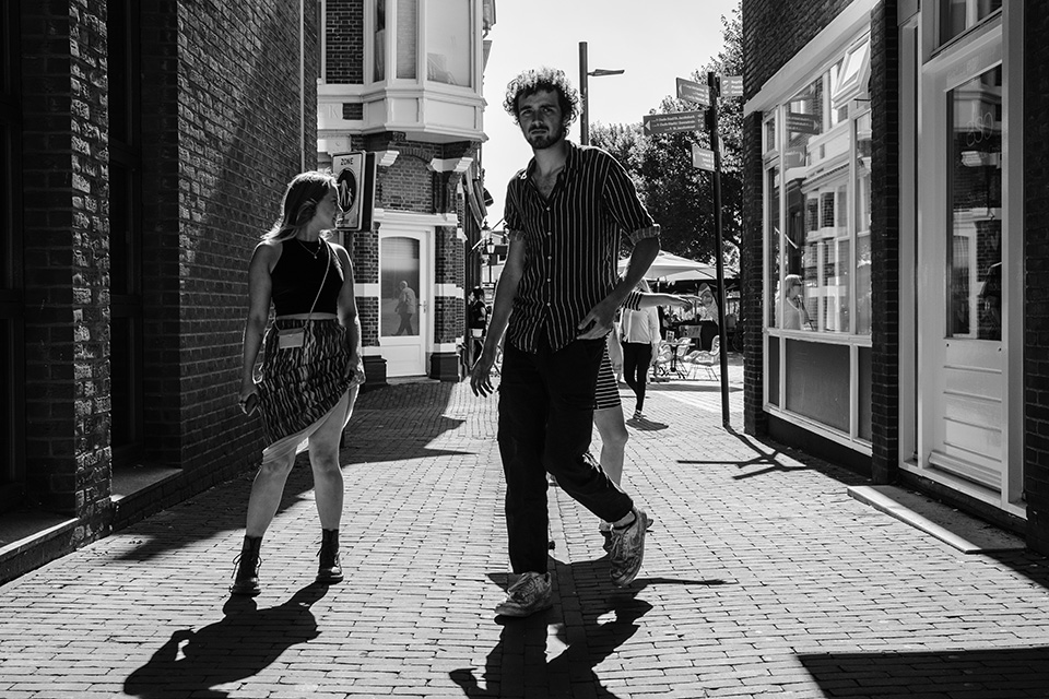 Straatfoto met klapschermpje Straatfoto met klapschermpje