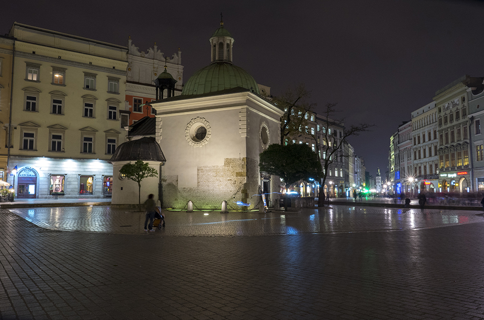 Rynek Glowny - oudste kerk Polen