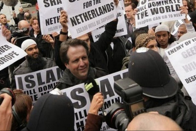 Pechtold sharia demonstratie