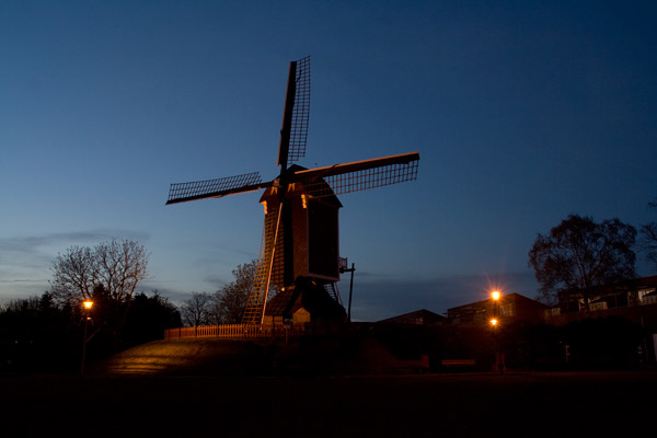 Molen in de nacht