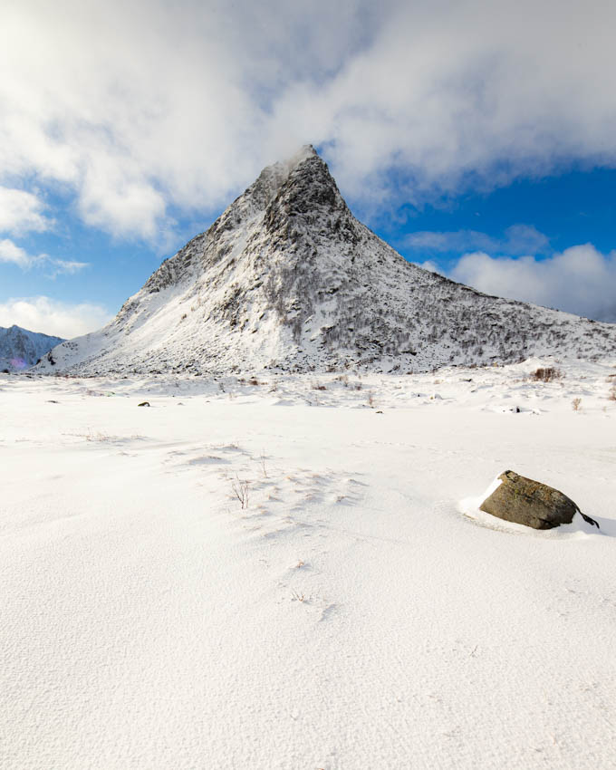 2017 nando lofoten storende steen