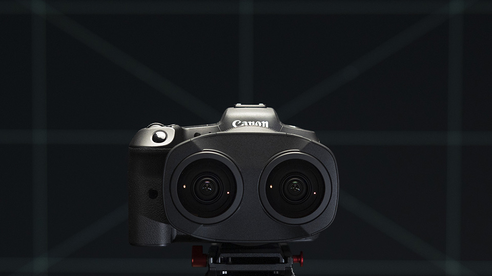 Canon EOS VR SYSTEM RF 5.2 mm F2.8L DUAL FISHEYE 1