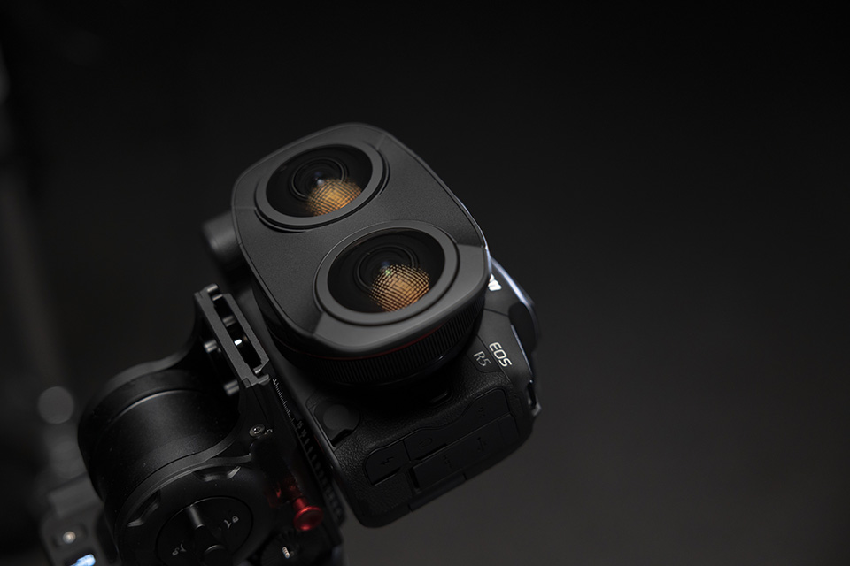 Canon EOS VR SYSTEM RF 5.2 mm F2.8L DUAL FISHEYE 2