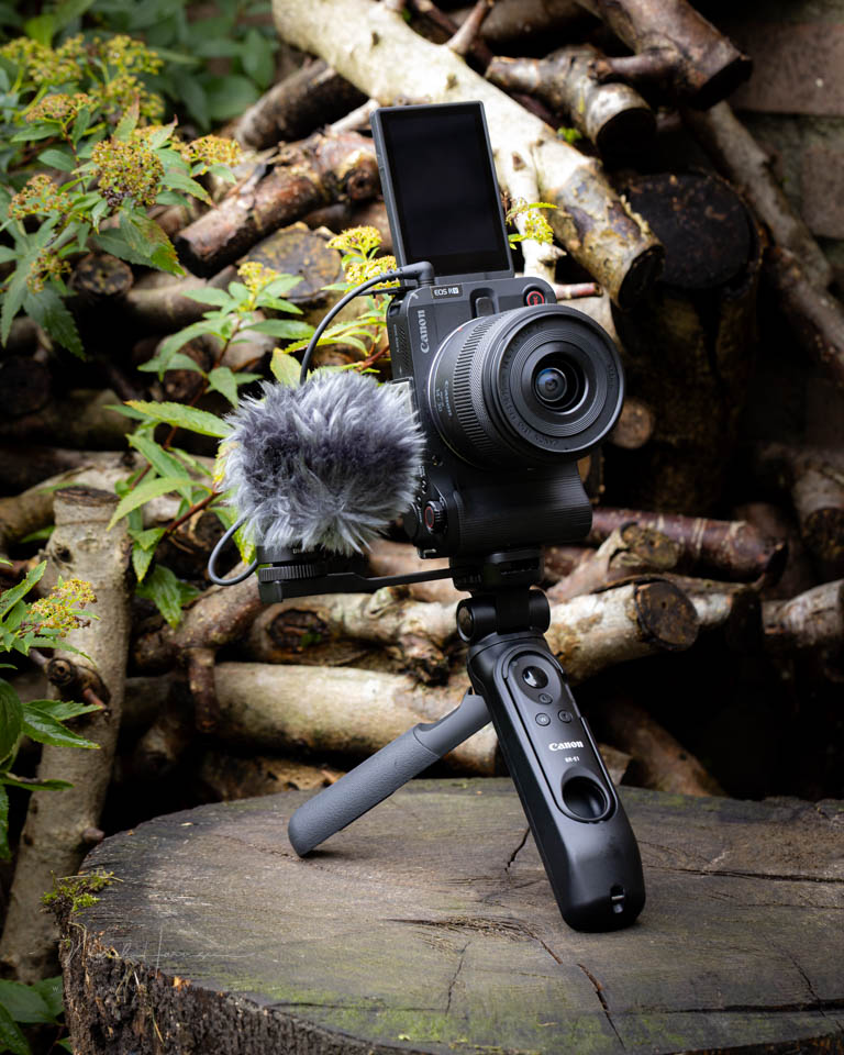 Nando canon eos r50v 18