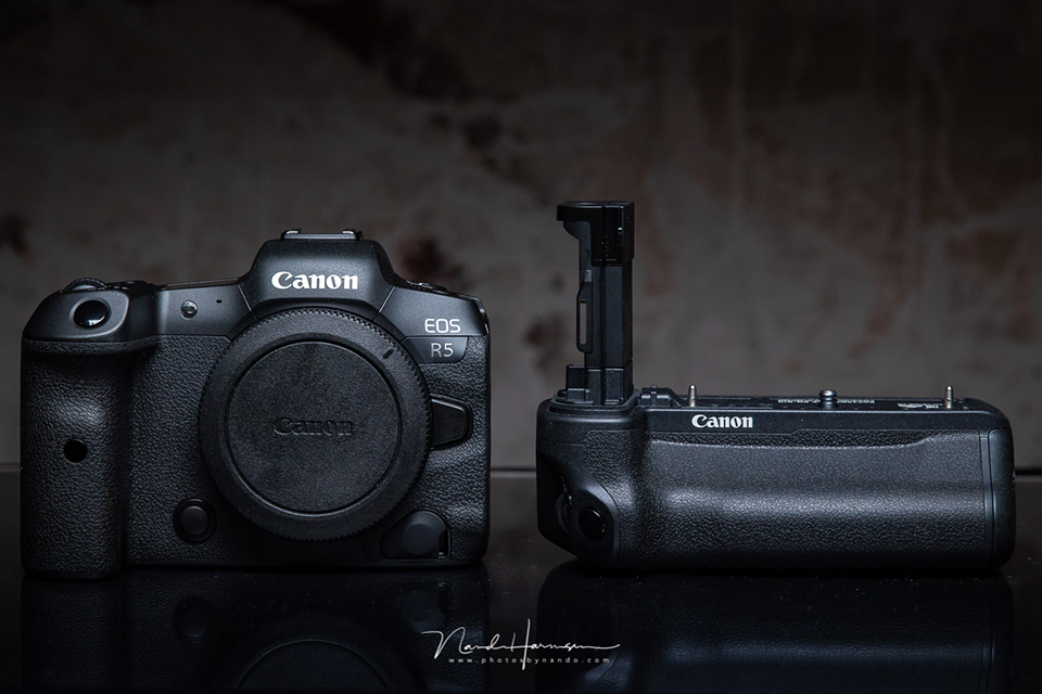 Nando eos r5 grip 1 Nando eos r5 grip 1