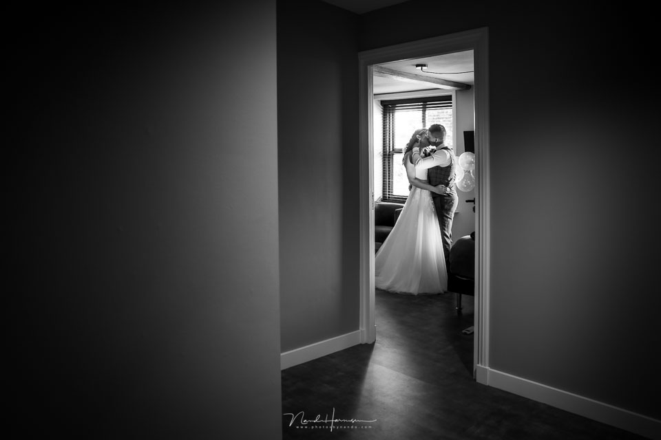 Nando trouwfotograaf bruidspaar flitslicht
