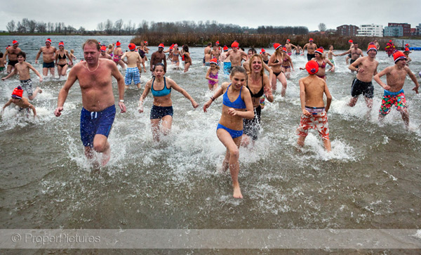 Nieuwjaarsduik Velserbroek