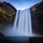 Watervallen en waterdruppels