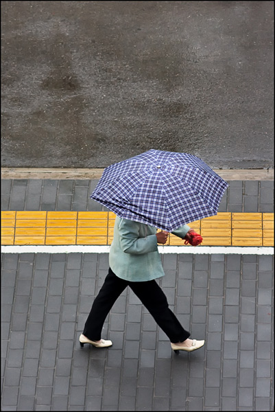 Walking on white shoes