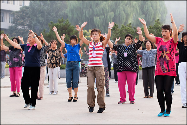 Aerobics in de vroege ochtend